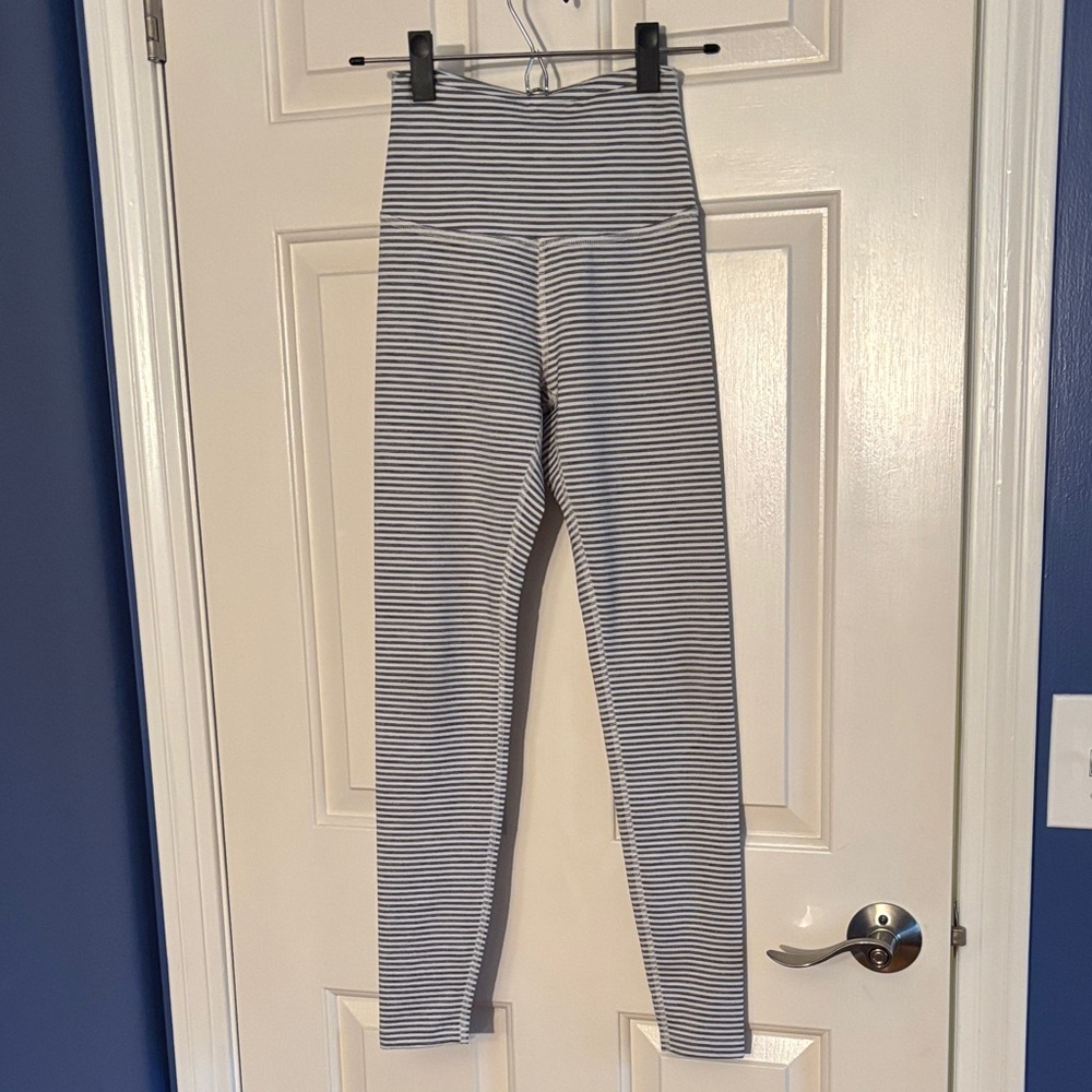 Beyond Yoga Gray and White Striped Leggings